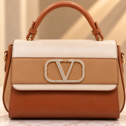Elegant_Tri-Tone_Handbag_Studio_Portrait_cleaned